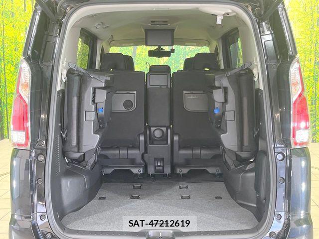 Nissan SERENA 2016-10 7252259-10