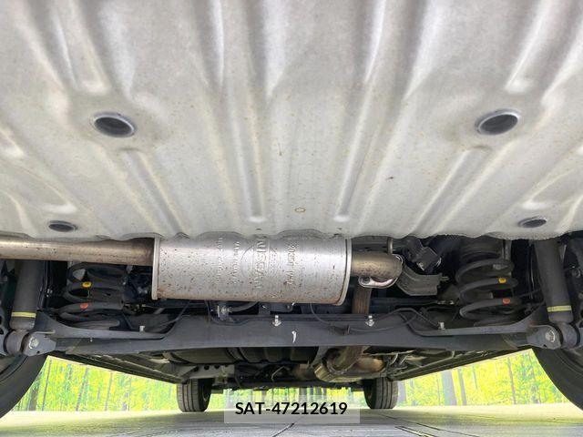 Nissan SERENA 2016-10 7252259-19
