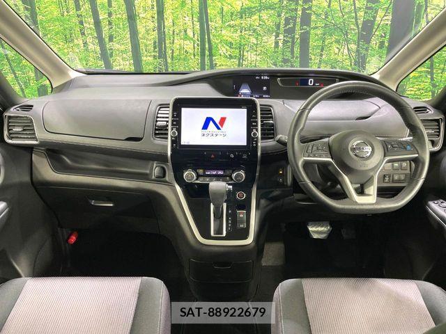 Nissan SERENA 2017-12 7252252-1