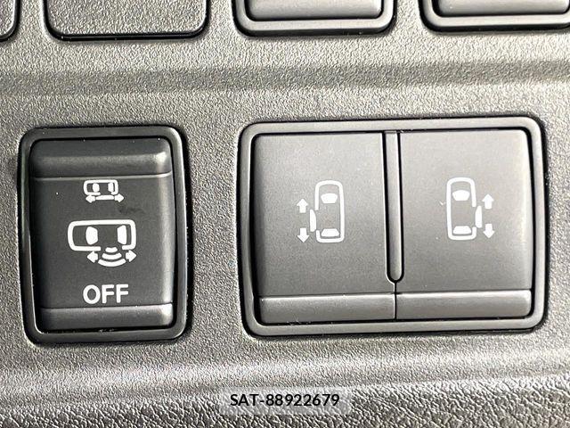 Nissan SERENA 2017-12 7252252-2