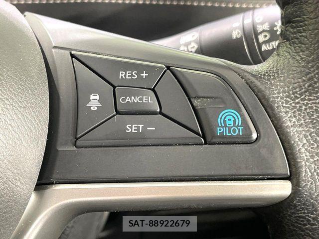 Nissan SERENA 2017-12 7252252-6