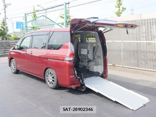 Nissan SERENA 2017-05 7272535-0