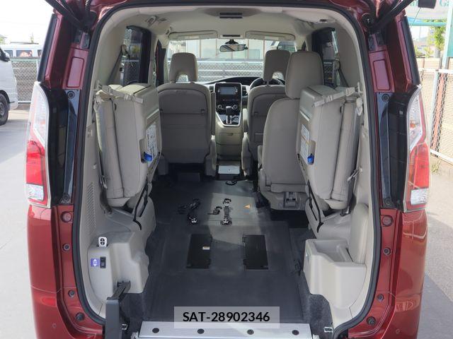 Nissan SERENA 2017-05 7272535-10
