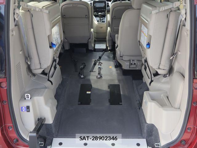Nissan SERENA 2017-05 7272535-12