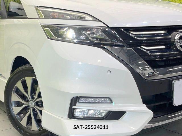 Nissan SERENA 2017-12 7272906-12
