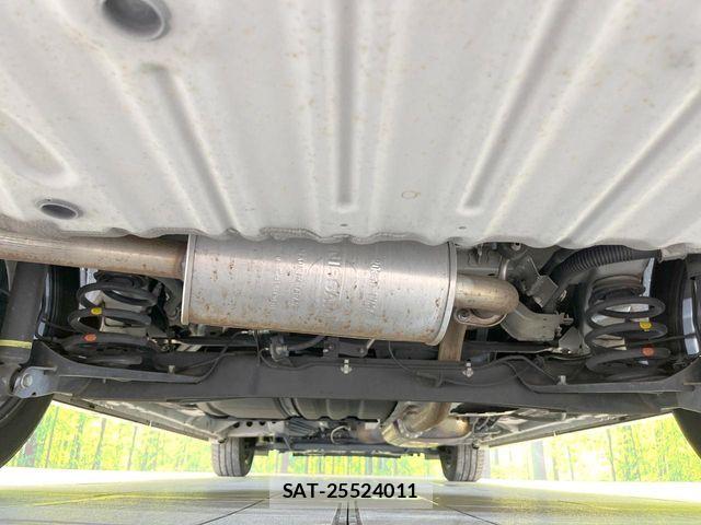 Nissan SERENA 2017-12 7272906-19
