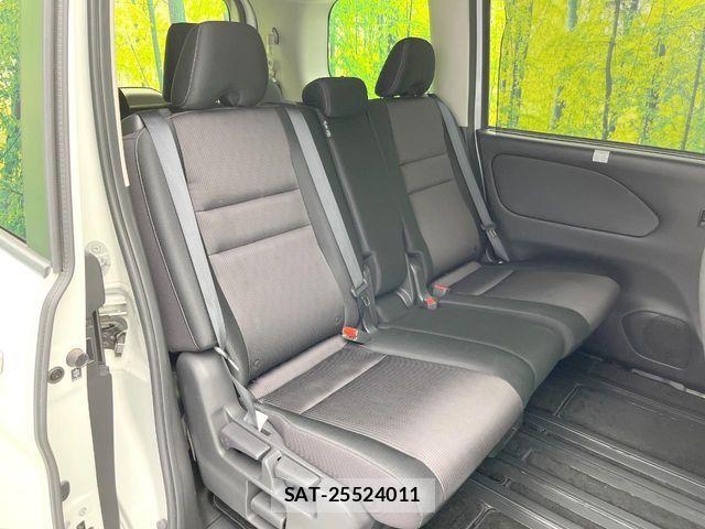 Nissan SERENA 2017-12 7272906-8