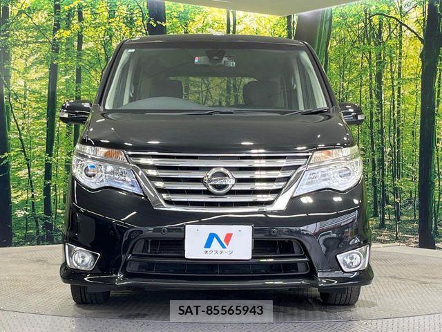 Nissan SERENA 2016-02 7272908-14