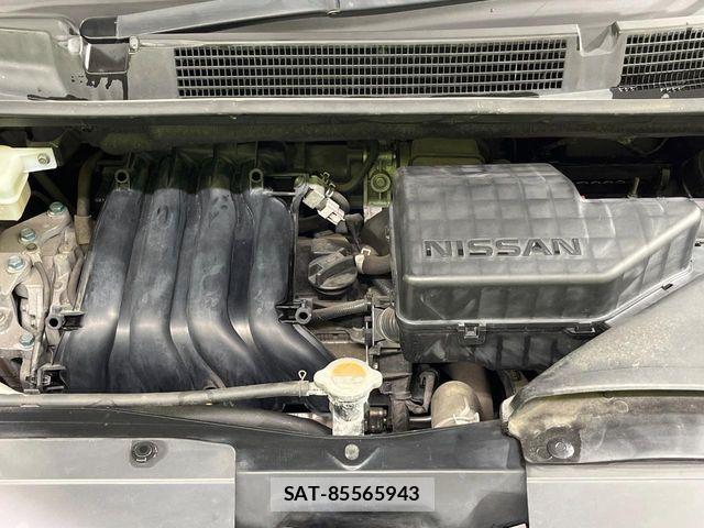 Nissan SERENA 2016-02 7272908-18