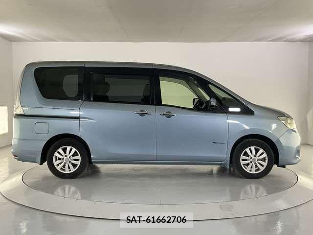 Nissan SERENA 2013-07 7272917-9