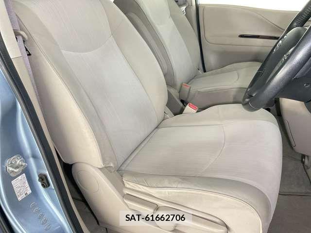 Nissan SERENA 2013-07 7272917-17