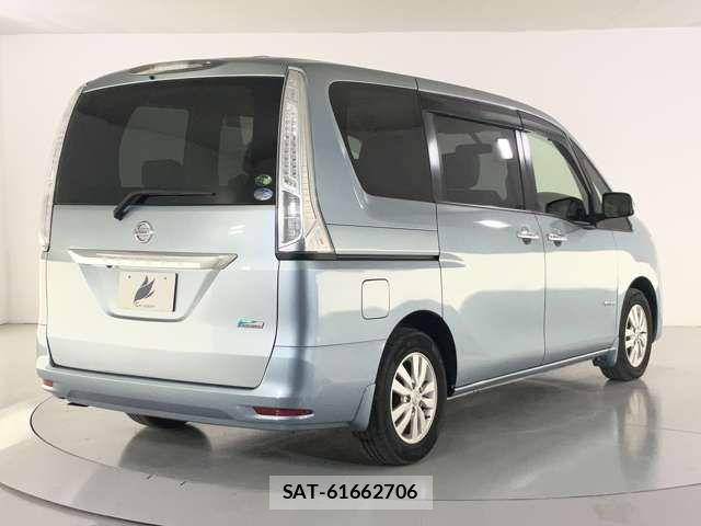 Nissan SERENA 2013-07 7272917-8