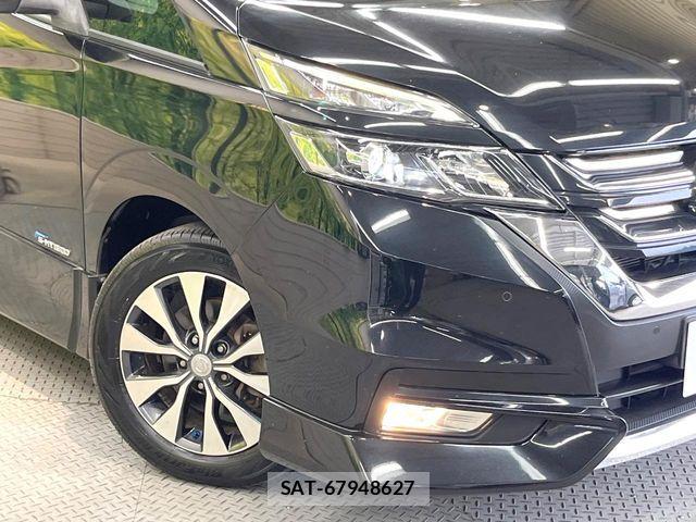 Nissan SERENA 2018-01 7272910-12