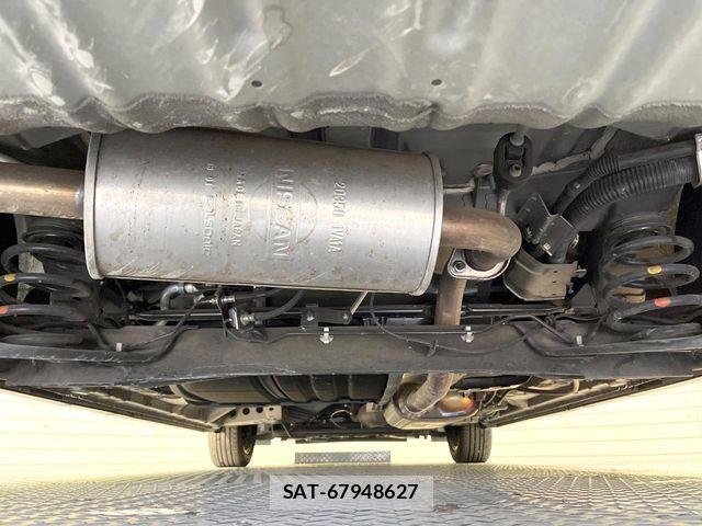 Nissan SERENA 2018-01 7272910-18