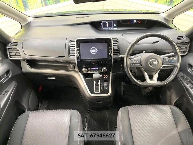 Nissan SERENA 2018-01 7272910-1