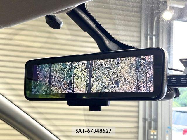 Nissan SERENA 2018-01 7272910-6