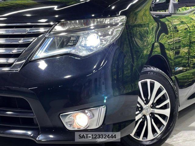 Nissan SERENA 2015-07 7272913-17