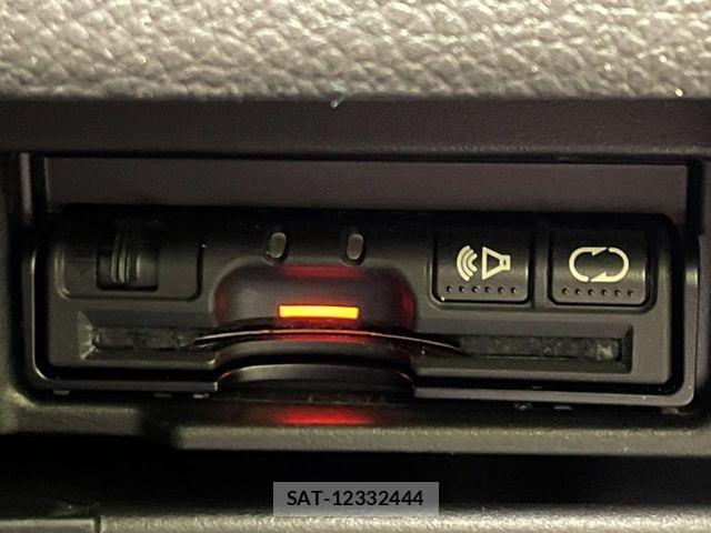 Nissan SERENA 2015-07 7272913-8