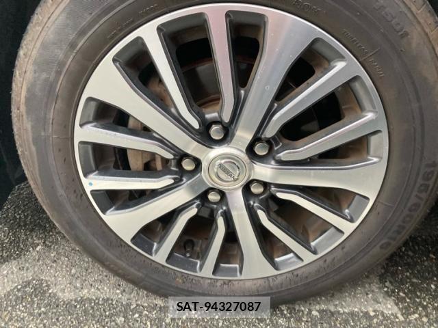 Nissan SERENA 2014-01 7272920-8