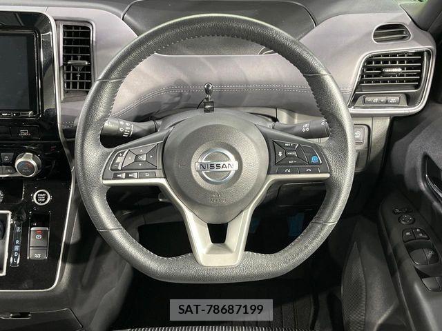 Nissan SERENA 2019-11 7272905-11