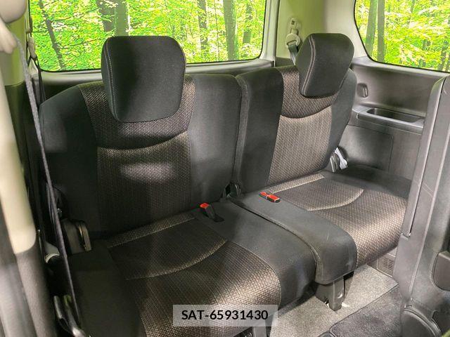 Nissan SERENA 2014-09 7272915-9