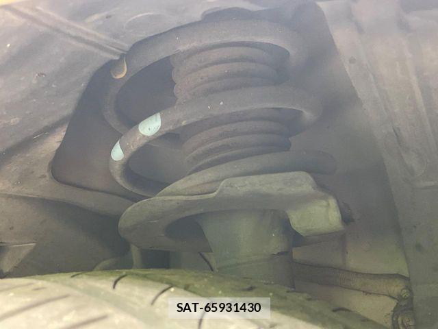 Nissan SERENA 2014-09 7272915-19