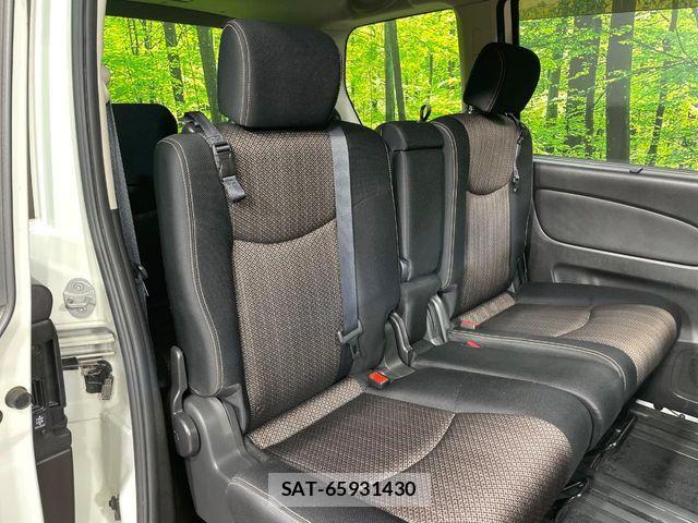 Nissan SERENA 2014-09 7272915-8