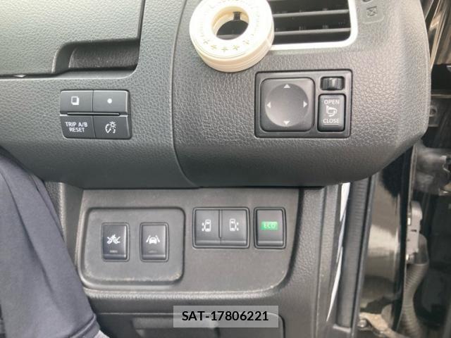 Nissan SERENA 2016-02 7272916-14
