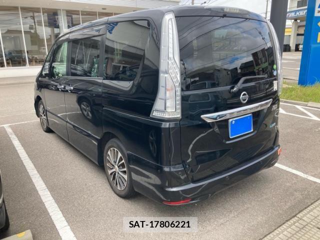 Nissan SERENA 2016-02 7272916-3