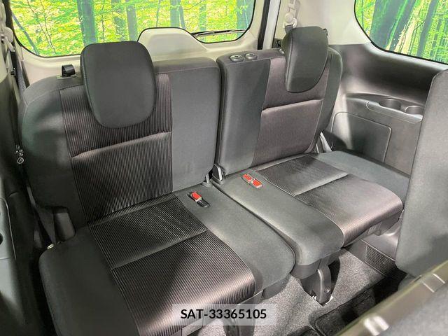Nissan SERENA 2017-09 7272904-9