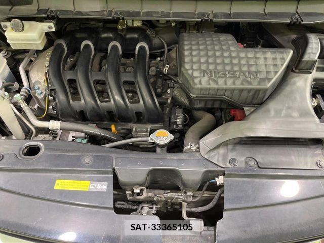 Nissan SERENA 2017-09 7272904-18