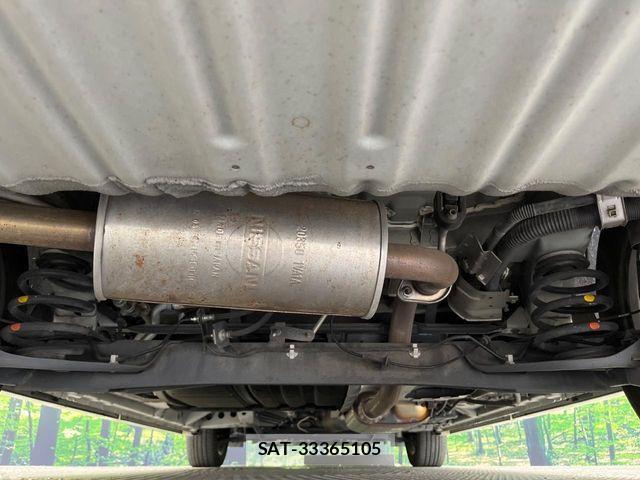 Nissan SERENA 2017-09 7272904-19