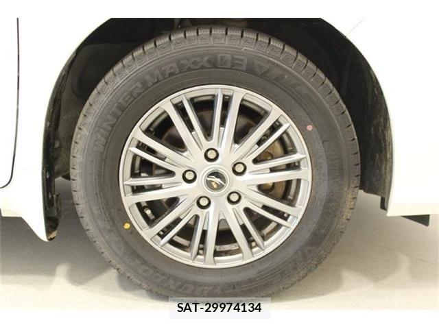 Nissan SERENA 2017-03 7272912-21