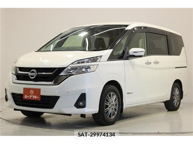 Nissan SERENA 2017-03 7272912-7
