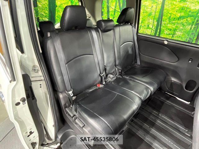 Nissan SERENA 2019-01 7272907-8