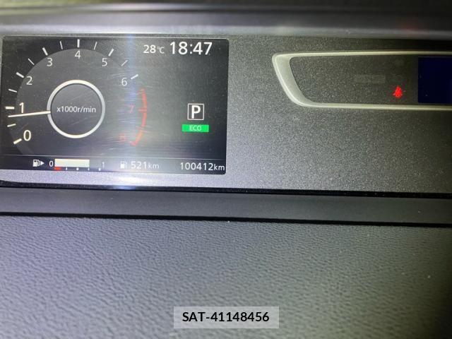 Nissan SERENA 2017-08 7272914-18