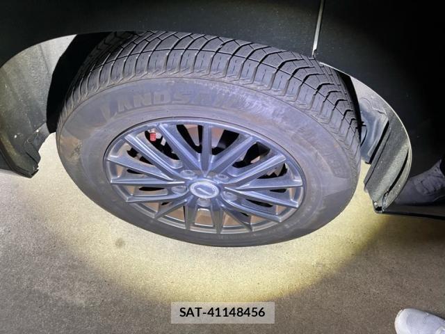 Nissan SERENA 2017-08 7272914-7