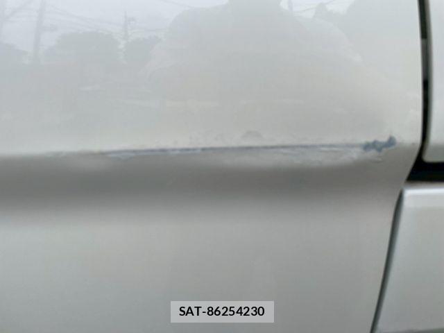 Nissan SERENA 2017-01 7272919-23