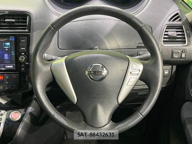 Nissan SERENA 2015-06 7330002-12