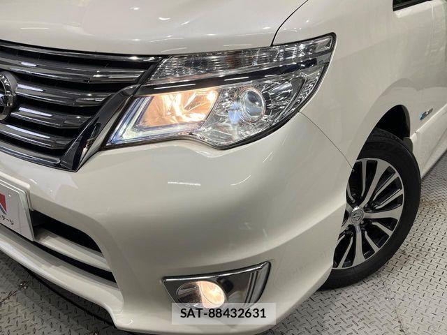 Nissan SERENA 2015-06 7330002-13