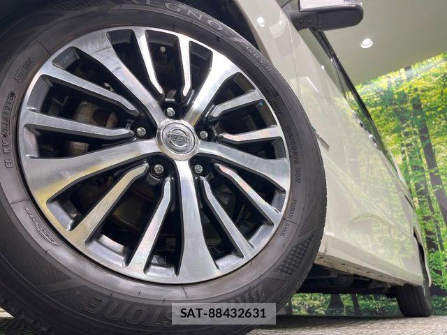 Nissan SERENA 2015-06 7330002-14