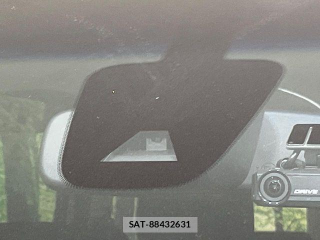 Nissan SERENA 2015-06 7330002-5