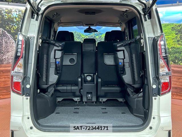 Nissan SERENA 2019-12 7329984-10