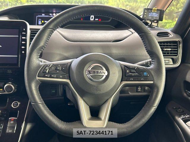 Nissan SERENA 2019-12 7329984-11