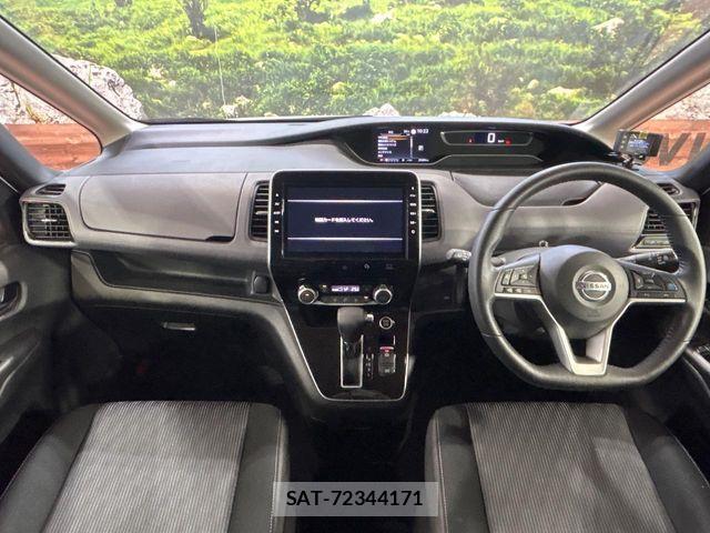Nissan SERENA 2019-12 7329984-1