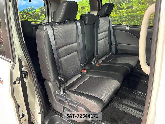 Nissan SERENA 2019-12 7329984-8