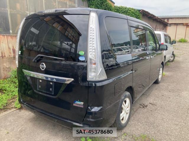Nissan SERENA 2016-06 7330021-2