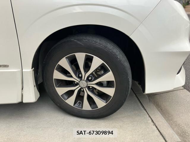 Nissan SERENA 2018-04 7329992-2