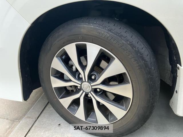 Nissan SERENA 2018-04 7329992-5