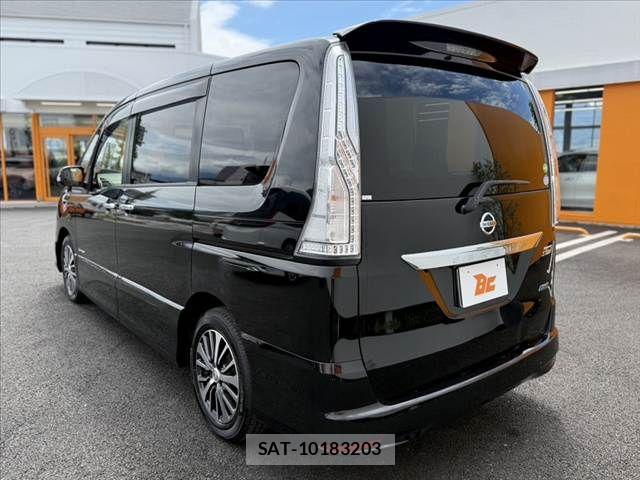 Nissan SERENA 2015-09 7330003-12